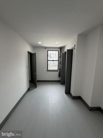 1175 S 10TH ST, Philadelphia, PA 19147
