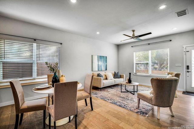 1417 E Crockett, San Antonio, TX 78202