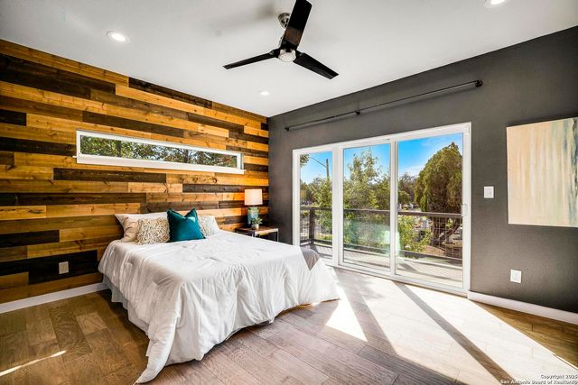 1417 E Crockett, San Antonio, TX 78202