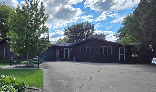 1116 Fairway Drive, Lake Isabella, MI 48893