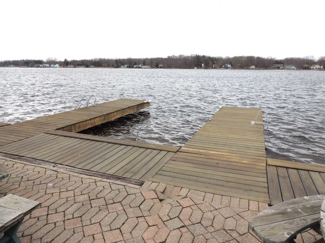 1116 Fairway Drive, Lake Isabella, MI 48893