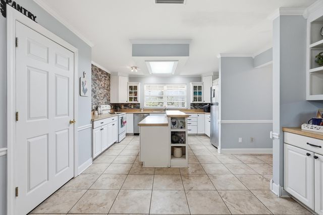 31 Azalea Circle, Benton, AR 72019