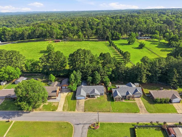 31 Azalea Circle, Benton, AR 72019
