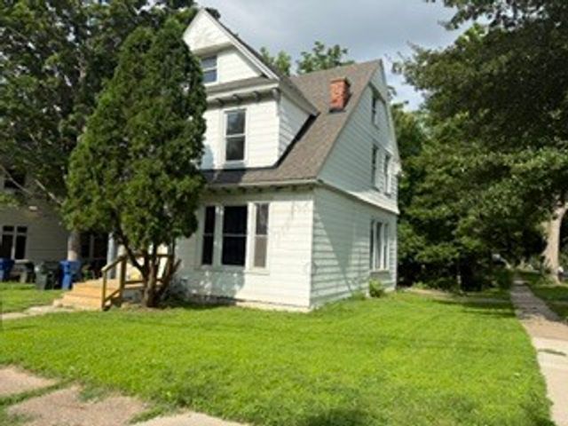 1603 Arlington Avenue, Davenport, IA 52803