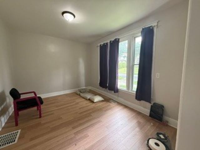 1603 Arlington Avenue, Davenport, IA 52803
