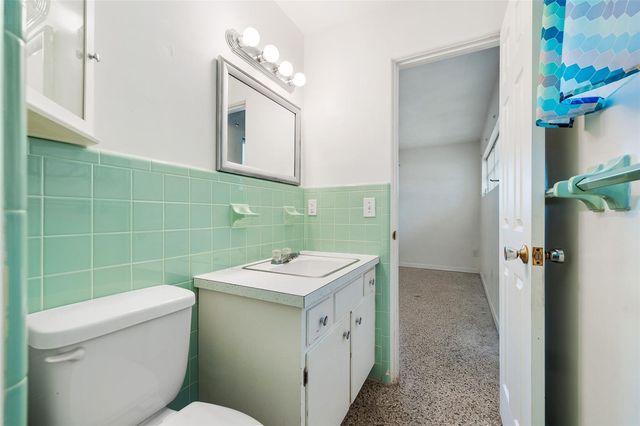 209 NE TRIPLET DRIVE, Casselberry, FL 32707