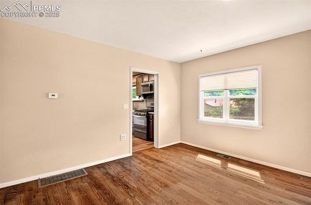 107 Oak Place, Manitou Springs, CO 80829