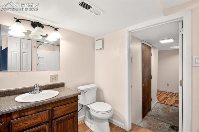 107 Oak Place, Manitou Springs, CO 80829