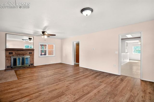 107 Oak Place, Manitou Springs, CO 80829