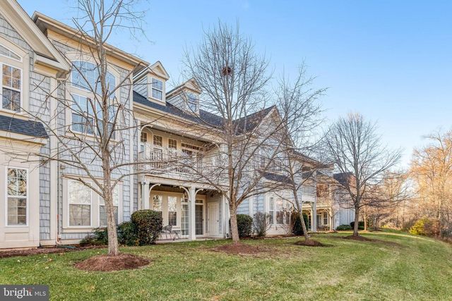 13804 GREENDALE DR, Woodbridge, VA 22191