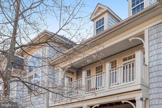 13804 GREENDALE DR, Woodbridge, VA 22191