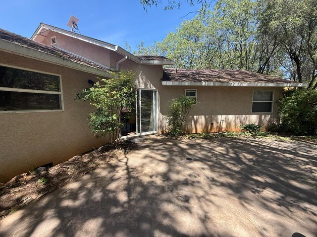 12577 Brooktree Trl, Oregon House, CA 95962