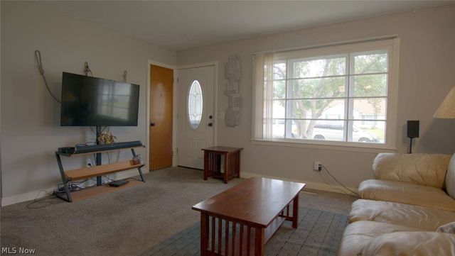15731 Mina Avenue, Cleveland, OH 44135