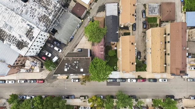 1426 W Cullerton Street, Chicago, IL 60608