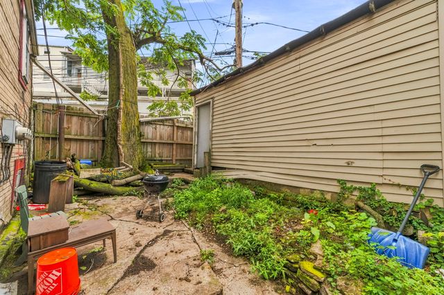 1426 W Cullerton Street, Chicago, IL 60608