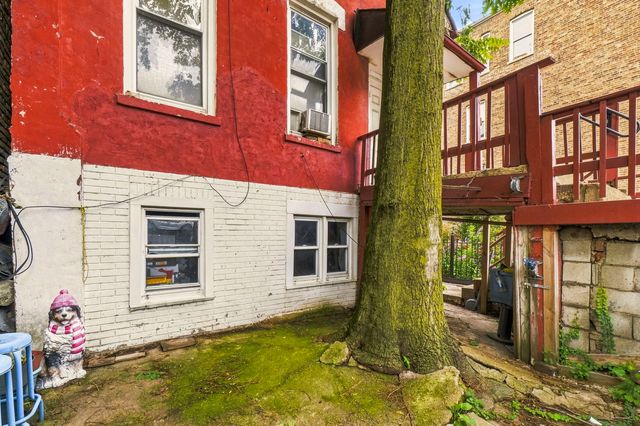 1426 W Cullerton Street, Chicago, IL 60608