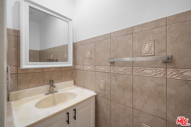 1485 E Wilson Avenue L, Glendale, CA 91206