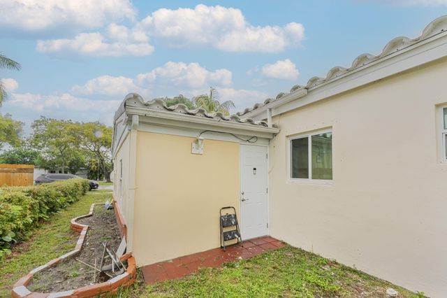 17570 NE 19th Avenue, North Miami Beach, FL 33162