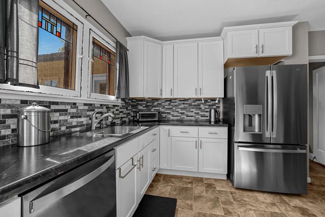 231 17th PLACE S, La Crosse, WI 54601
