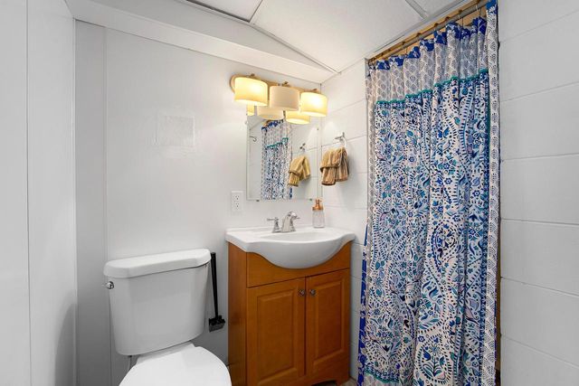 231 17th PLACE S, La Crosse, WI 54601