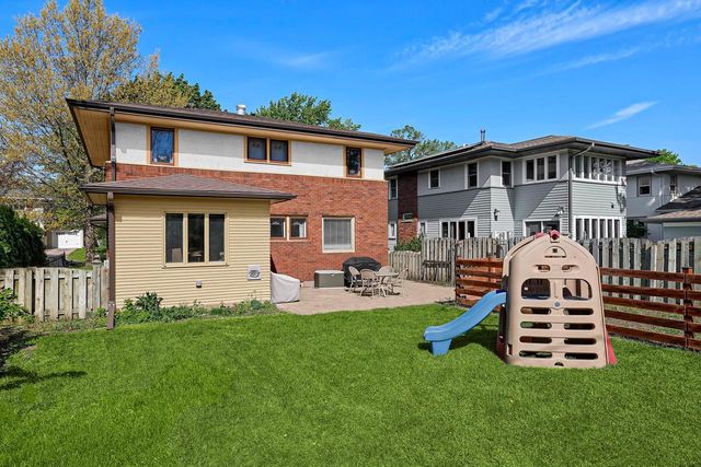 231 17th PLACE S, La Crosse, WI 54601
