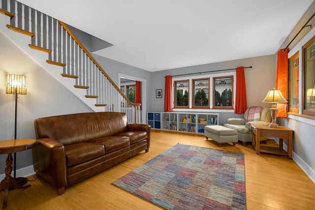 231 17th PLACE S, La Crosse, WI 54601