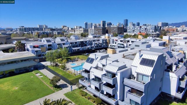 1 W Embarcadero 354, Oakland, CA 94607