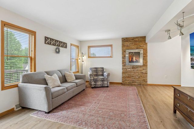 2436 Tanna Rain Circle, Reedsburg, WI 53959