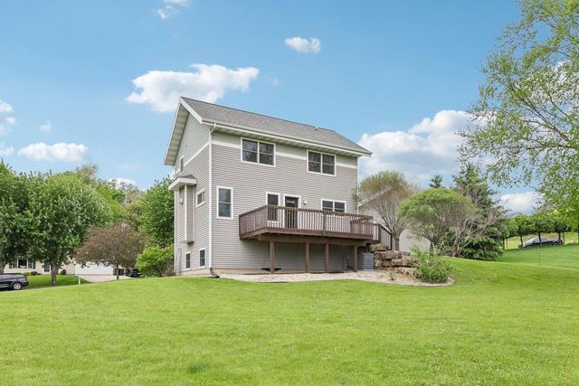 2436 Tanna Rain Circle, Reedsburg, WI 53959