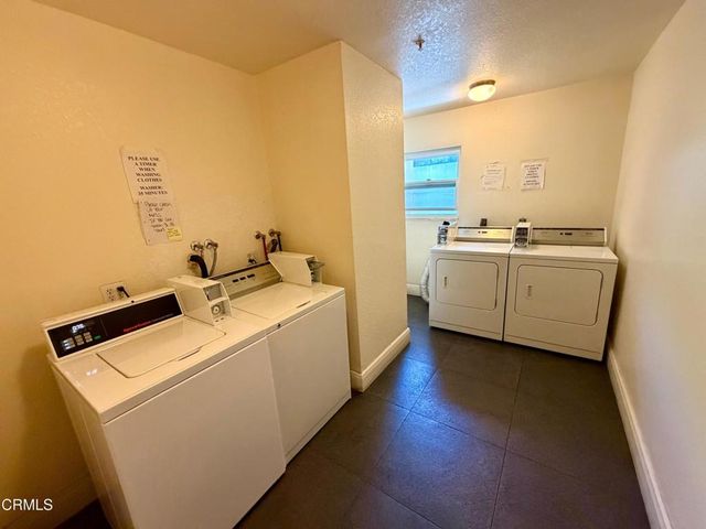 120 S Mentor 304, Pasadena, CA 91106
