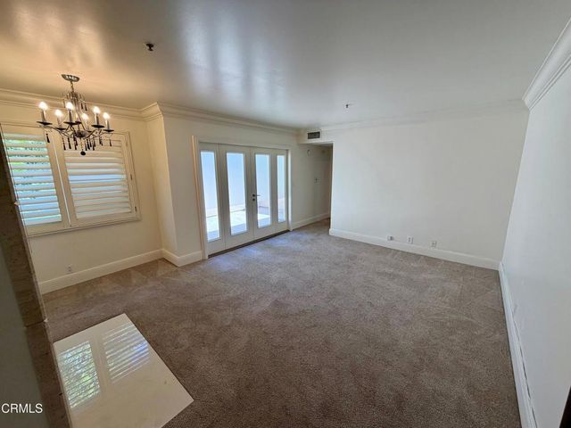 120 S Mentor 304, Pasadena, CA 91106