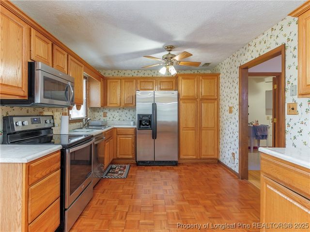 6406 Irvington Court, Fayetteville, NC 28314