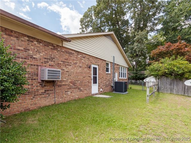 6406 Irvington Court, Fayetteville, NC 28314