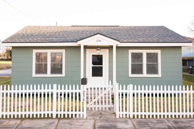 236 East Lerille Street, Lockport, LA 70374