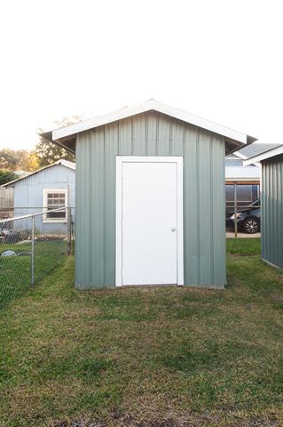 236 East Lerille Street, Lockport, LA 70374