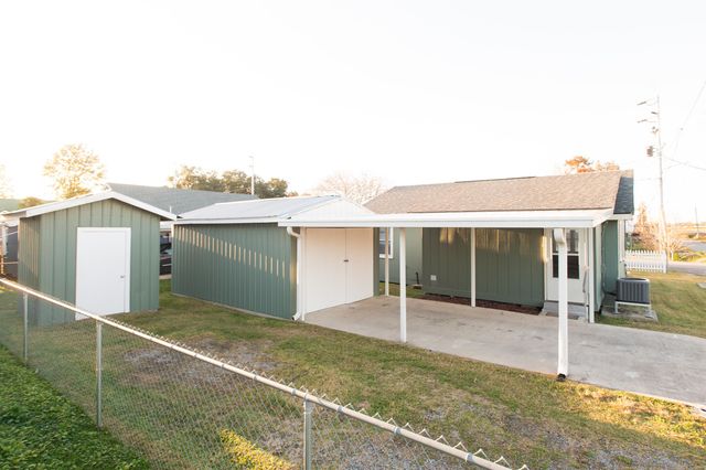 236 East Lerille Street, Lockport, LA 70374
