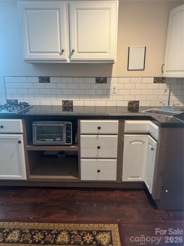 49 Ramsey Road, Marshall, NC 28753