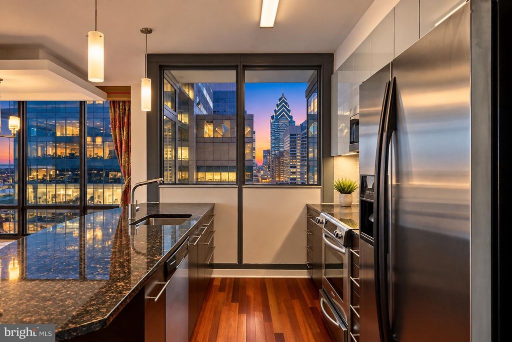 2101 MARKET #3507, PHILADELPHIA, PA 19103 — photo 3