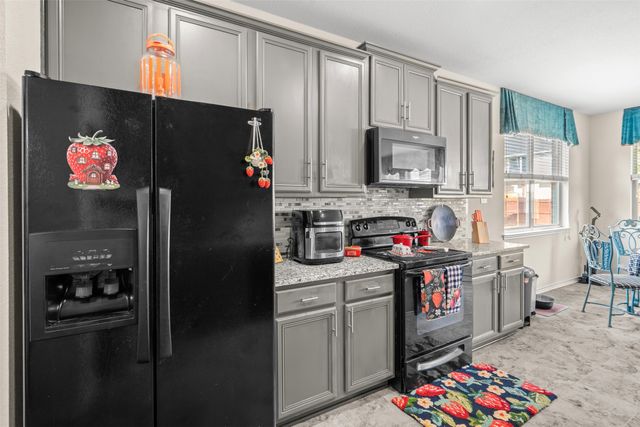 804 Montrose Trail, Desoto, TX 75115