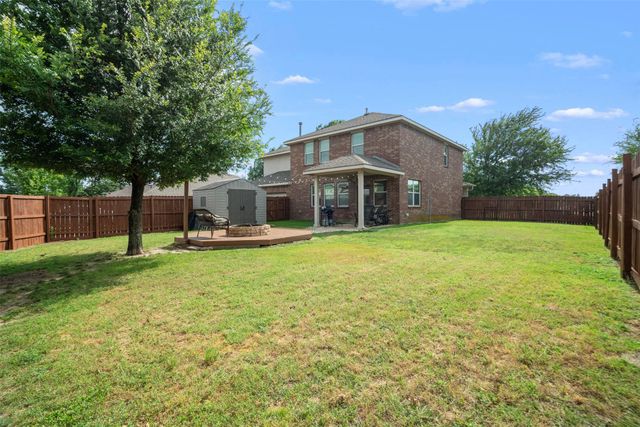 804 Montrose Trail, Desoto, TX 75115