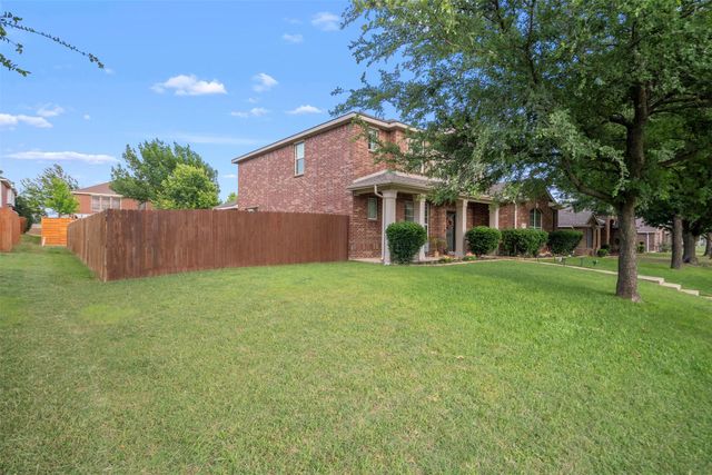 804 Montrose Trail, Desoto, TX 75115