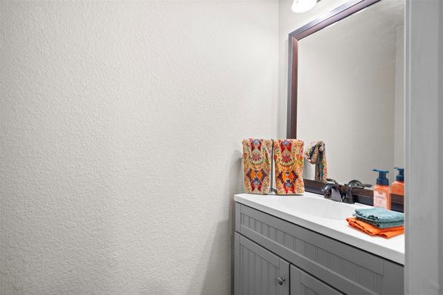 804 Montrose Trail, Desoto, TX 75115