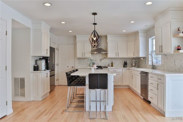 5771 Eclipse Drive, Onondaga, NY 13078