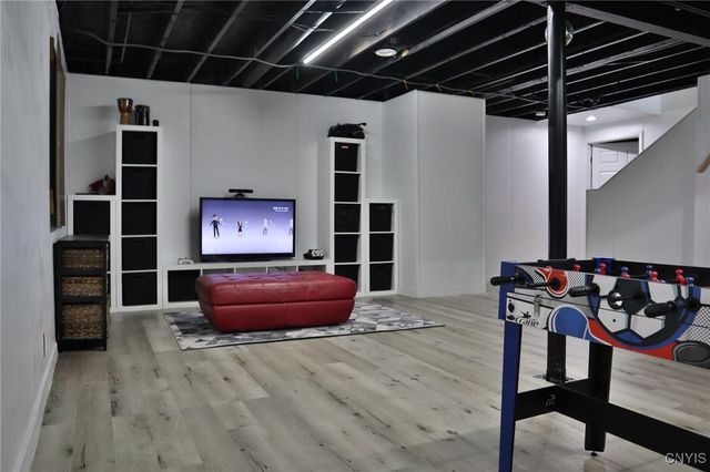 5771 Eclipse Drive, Onondaga, NY 13078