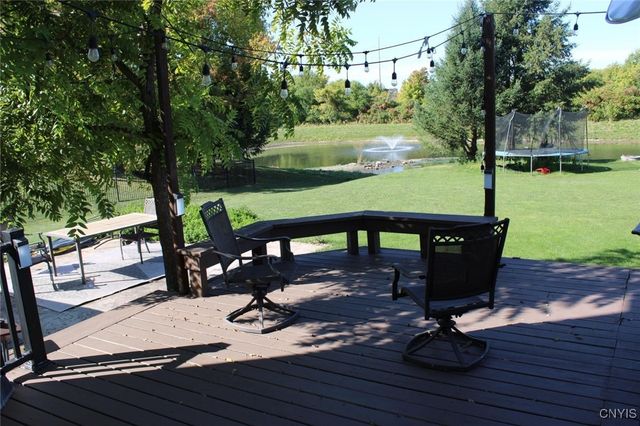 5771 Eclipse Drive, Onondaga, NY 13078