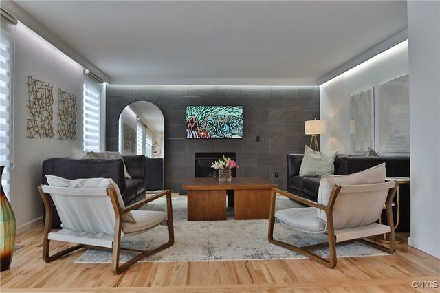 5771 Eclipse Drive, Onondaga, NY 13078