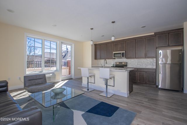 126 Main Street 203, Matawan, NJ 07747