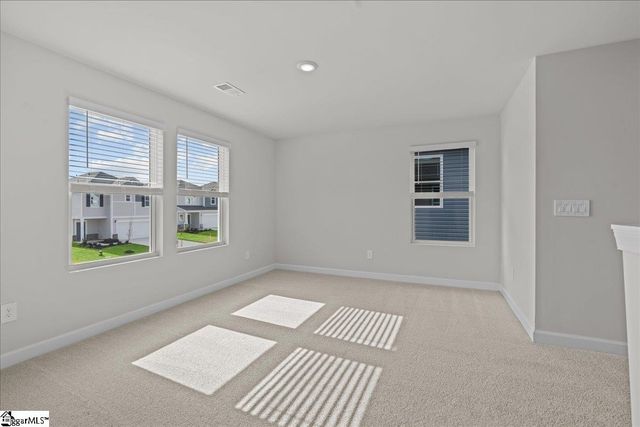 658 Cozy Bluff Road, Spartanburg, SC 29301