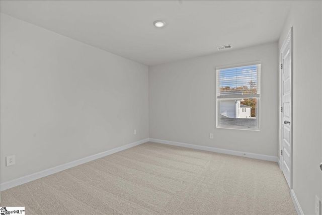 658 Cozy Bluff Road, Spartanburg, SC 29301