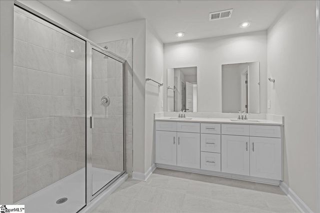 658 Cozy Bluff Road, Spartanburg, SC 29301